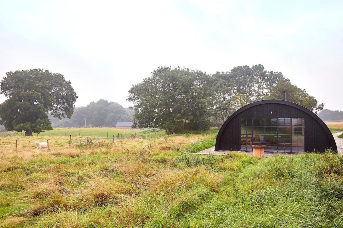 Converted Nissen Barn On Beautiful Farm Braintree Exterior photo