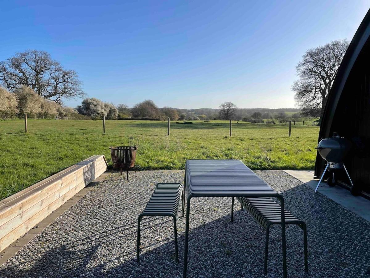 Converted Nissen Barn On Beautiful Farm Braintree Exterior photo